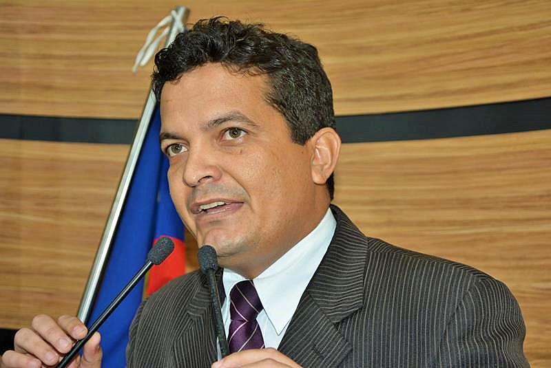 David Salomão reafirma pré-candidatura a prefeito de Vitória da Conquista e critica vai e vem de partidos